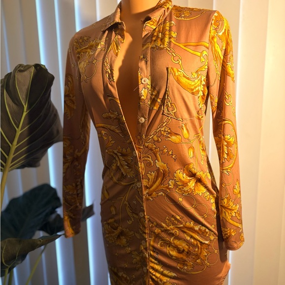 Dresses & Skirts - Chic Long Sleeve Dress in Gold and Brown